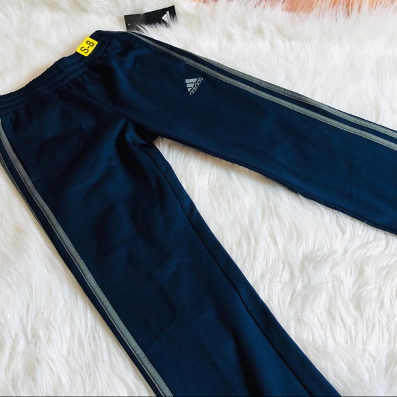 Boys 3 pieces Adidas,sweatpants,Pjs - Picture 2 of 8